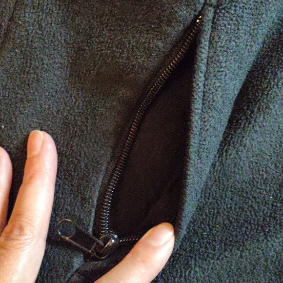Columbia Black Fleece Jacket Size Medium 10 to 12 Unisex Fall Winter - Picture 3 of 7